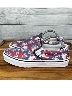 Vans Classic Slip On Navy Red Floral Print Sneaker Women’s Shoe Size 10.5